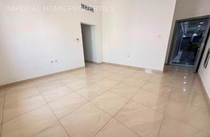 Apartment - 1 Bedroom - 1 Bathroom for rent in Al Yasmeen 1 - Al Yasmeen - Ajman