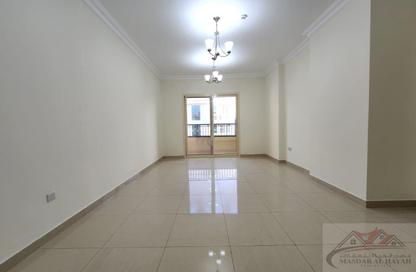 Apartment - 2 Bedrooms - 3 Bathrooms for rent in Muwailih Building - Muwaileh - Sharjah