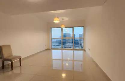 Apartment - 1 Bedroom - 2 Bathrooms for rent in Burooj Views - Marina Square - Al Reem Island - Abu Dhabi