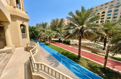 Apartment - 2 - 3 for rent in Al Anbara - Shoreline Apartments - Palm Jumeirah - Dubai
