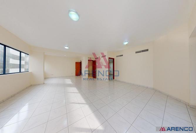 89203115 - صورة العقار 2