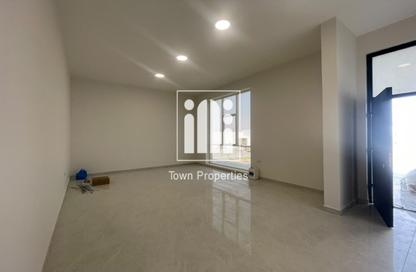 Villa - 4 - 7 for rent in Madinat Al Riyad - Abu Dhabi Villa - 4 - 7 for rent in Madinat Al Riyad - Abu Dhabi