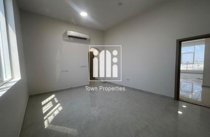 Villa - 4 - 7 for rent in Madinat Al Riyad - Abu Dhabi Villa - 4 - 7 for rent in Madinat Al Riyad - Abu Dhabi