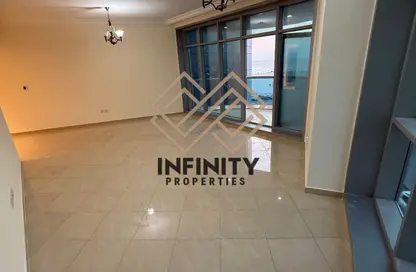 شقة - 2 غرف نوم - 3 حمامات للبيع في مساكن كورنيش عجمان - طريق كورنيش عجمان - عجمان