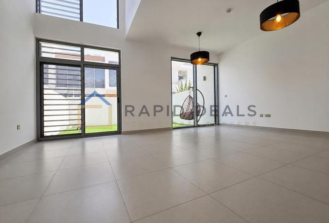 141930454 - Property Main Image