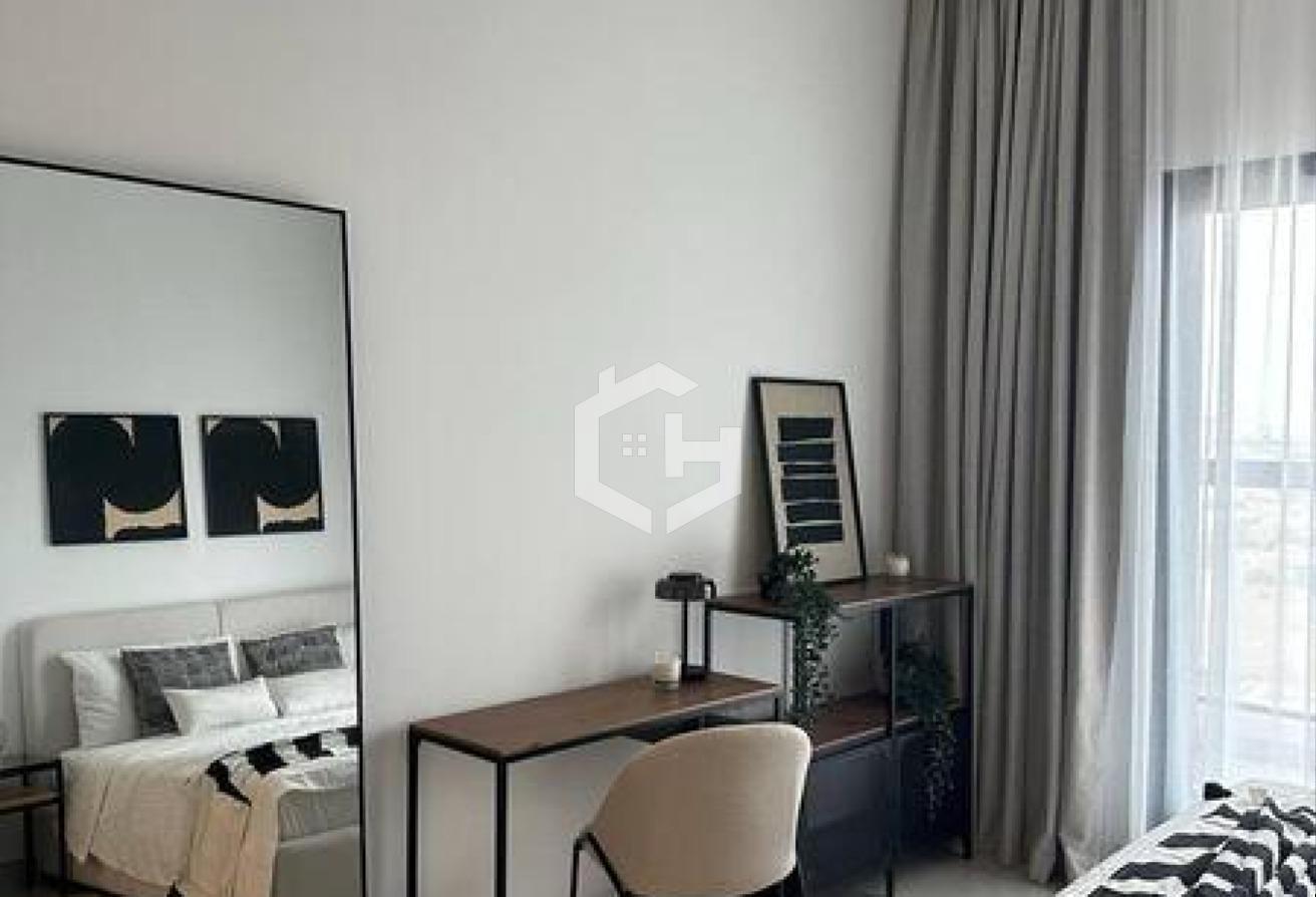 Near Metro | Furnished | Spacious | Prime Location photo 6