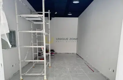 متجر - استوديو للايجار في مجمع شون للأعمال - مجمع دبي للاستثمار - دبي