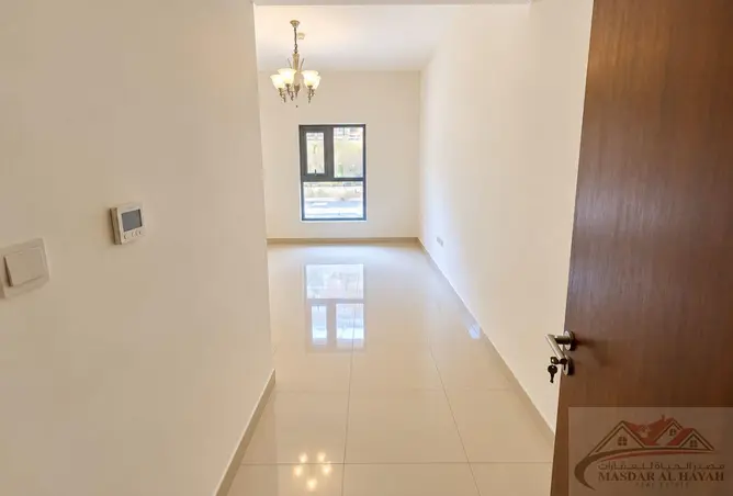 156011998 - Property Image 3