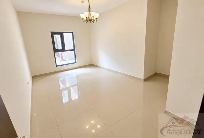 156011998 - Property Image 2