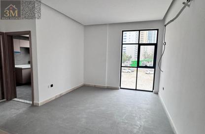 Apartment - 1 Bedroom - 2 Bathrooms for rent in Ajman Corniche Residences - Ajman Corniche Road - Ajman