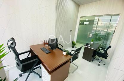 Office Space - Studio - 1 Bathroom for rent in Red Avenue - Al Garhoud - Dubai