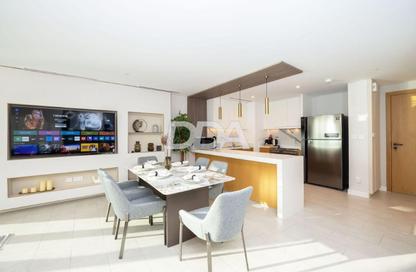 Apartment - 2 - 2 for sale in La Vie - Jumeirah Beach Residence - Dubai