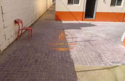 سكن عمال - استوديو - 8 حمامات للايجار في السجع إس - الصجعة - الشارقة