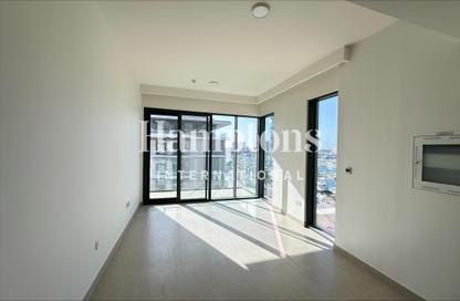 Apartment - 2 Bedrooms - 2 Bathrooms for sale in Seagate Building 2 - Seagate - Mina Rashid - Dubai