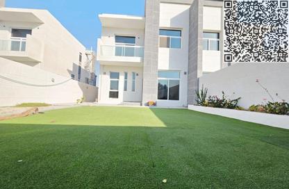 Villa - 4 - 6 for rent in Al Azra - Sharjah