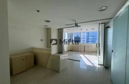 Office Space - Studio - 1 Bathroom for rent in Business Tower - Business Bay - Dubai