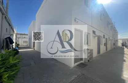 Labor Camp - Studio - 7+ Bathrooms for rent in Industrial Building 13 - Industrial Area 13 - Sharjah Industrial Area - Sharjah