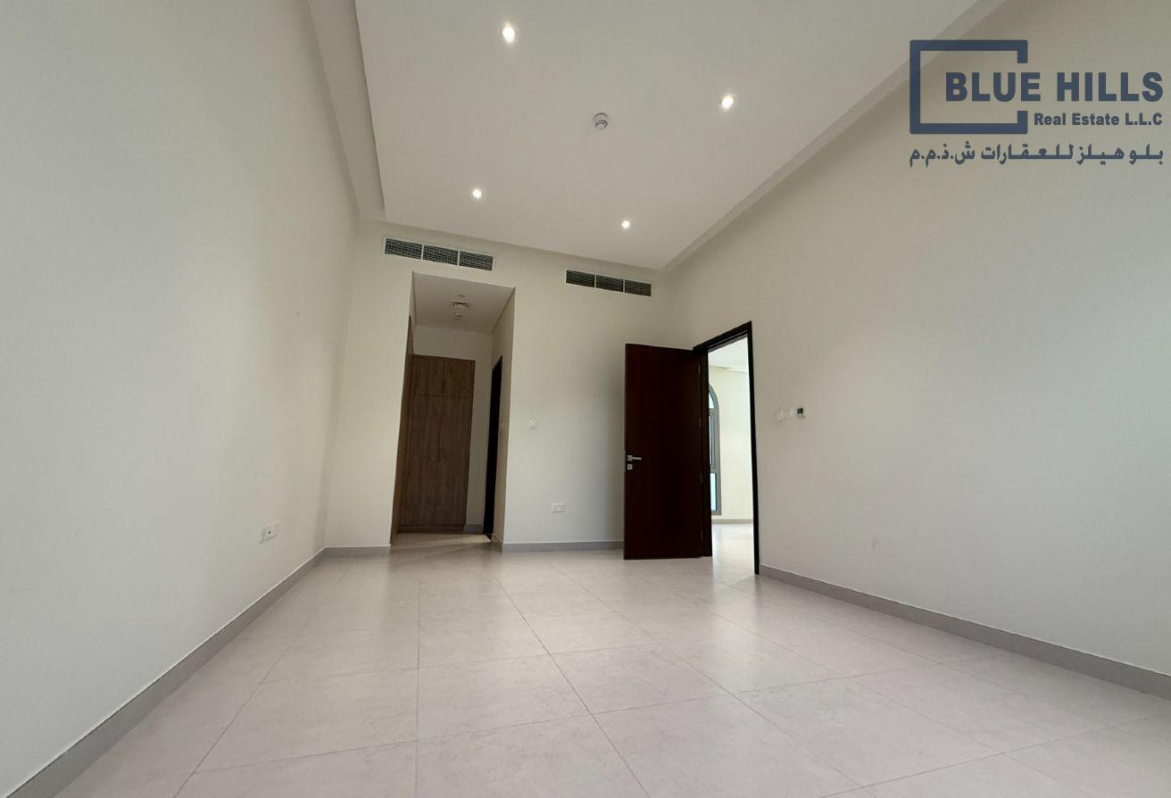 1 Year Old | 4+Maids Room | Free Appliances photo 11