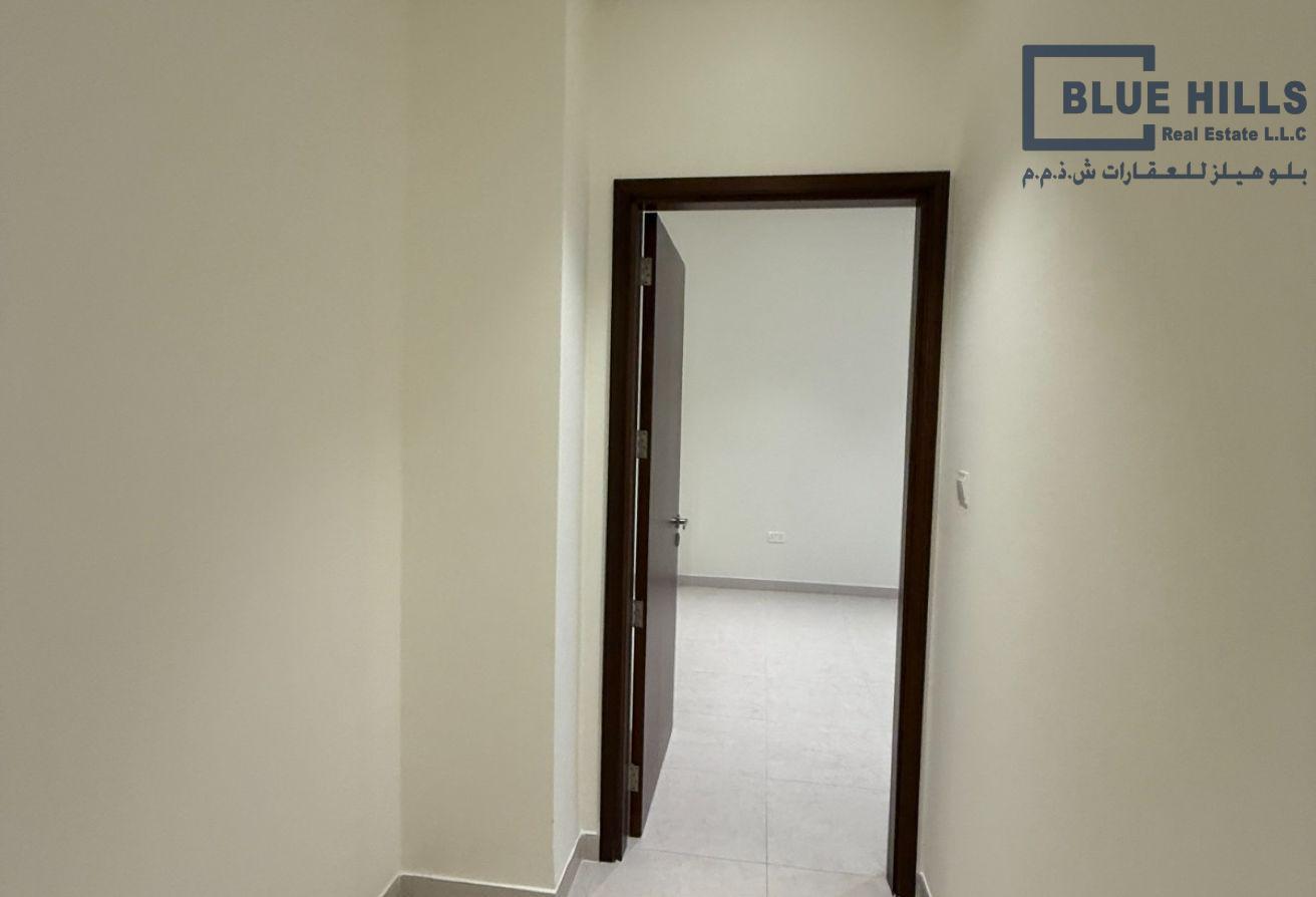1 Year Old | 4+Maids Room | Free Appliances photo 12