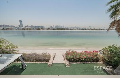 Villa - 5 Bedrooms - 6 Bathrooms for sale in Garden Homes Frond L - Garden Homes - Palm Jumeirah - Dubai Villa - 5 Bedrooms - 6 Bathrooms for sale in Garden Homes Frond L - Garden Homes - Palm Jumeirah - Dubai