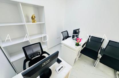 Office Space - Studio - 1 Bathroom for rent in Reem Residency - Al Karama - Dubai