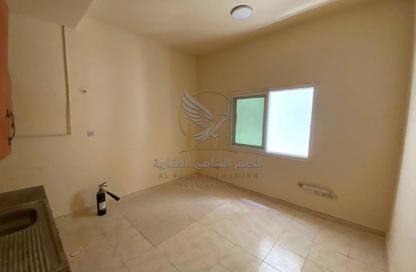 Apartment - Studio - 1 Bathroom for rent in Bu Tina - Al Sharq - Sharjah Apartment - Studio - 1 Bathroom for rent in Bu Tina - Al Sharq - Sharjah