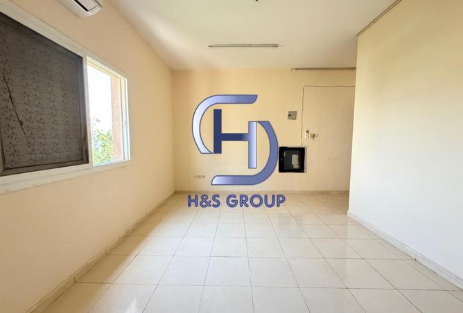 87448436 - Property Main Image