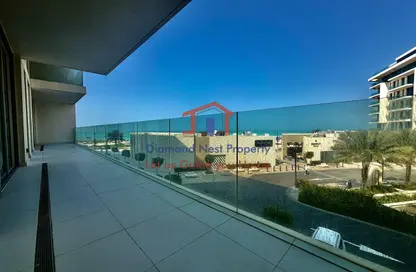 شقة - 2 غرف نوم - 4 حمامات للايجار في ممشى السعديات - منطقة السعديات الثقافية - جزيرة السعديات - أبوظبي