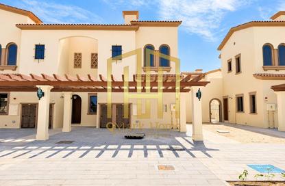 تاون هاوس - 2 - 4 للبيع في كاساريس - بلوم ليفينج - مدينة زايد (مدينة خليفة ج) - مدينة خليفة - أبوظبي