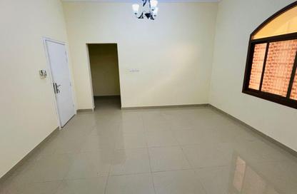 Full Floor - 3 Bedrooms - 4 Bathrooms for rent in Al Mowaihat 1 - Al Mowaihat - Ajman