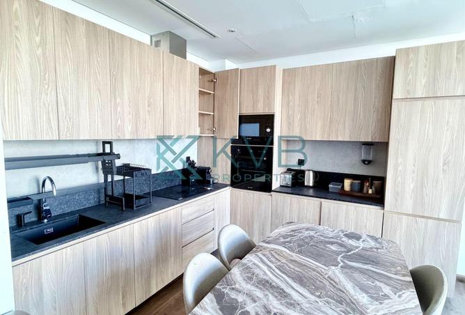94025692 - Property Image 2