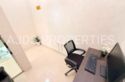 Office Space - Studio - 1 Bathroom for rent in Al Rostamani Building - Port Saeed - Deira - Dubai