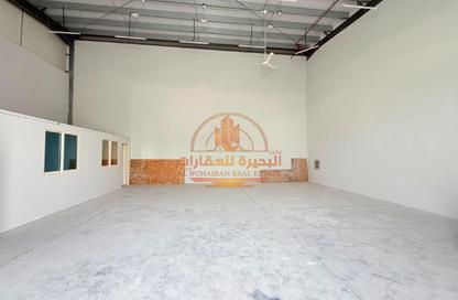 Warehouse - Studio - 1 for rent in Al Sajaa S - Al Sajaa - Sharjah