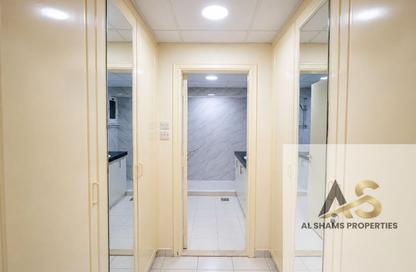 Apartment - 3 Bedrooms - 5 Bathrooms for rent in Diplomat Building - Umm Hurair 1 - Umm Hurair - Bur Dubai - Dubai
