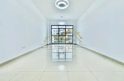 Apartment - 2 Bedrooms - 3 Bathrooms for rent in Jumeirah Garden City - Al Satwa - Dubai
