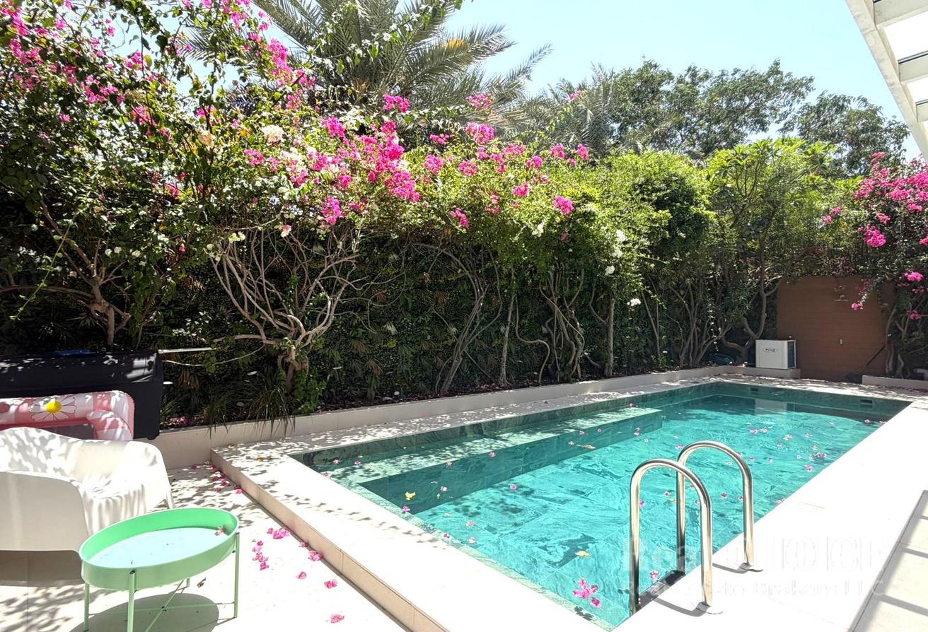 Private Pool| Kitchen in the garden|Spacious Villa photo 4