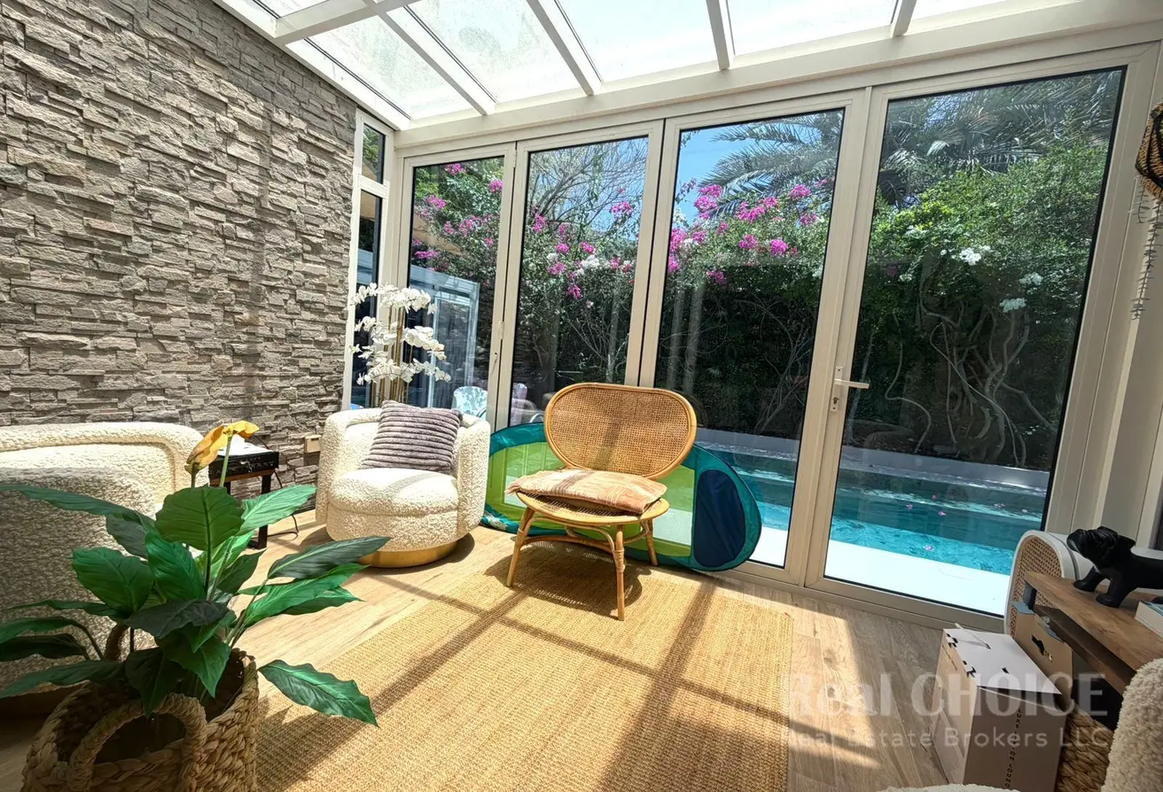 92718666 - Property Main Image