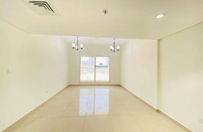 Apartment - 1 Bedroom - 2 Bathrooms for rent in Royal JVC Building - District 10 - Jumeirah Village Circle - Dubai