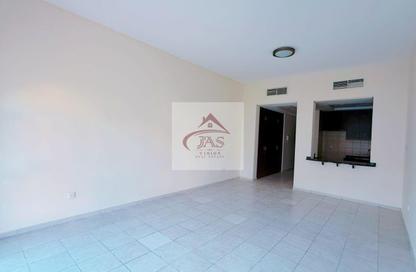 Apartment - Studio - 1 for rent in Building 184 - Mogul Cluster - Discovery Gardens - Dubai