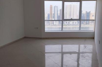 Apartment - 3 Bedrooms - 4 Bathrooms for rent in Al Khan Lagoon Tower - Al Khan Lagoon - Al Khan - Sharjah