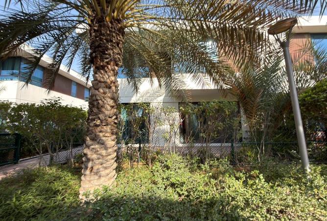 88739591 - Property Image 2