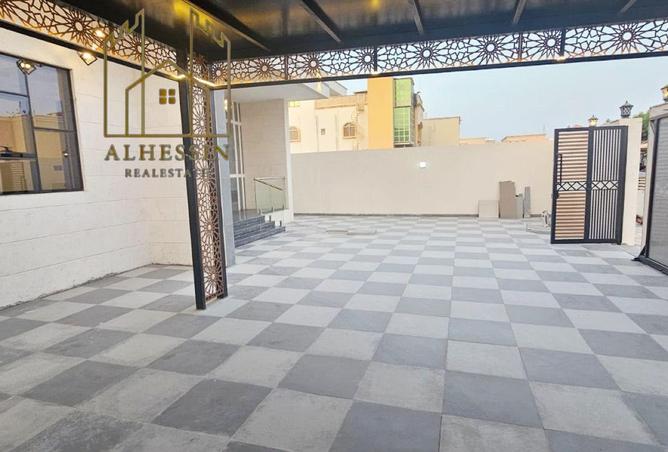136569921 - Property Image 2