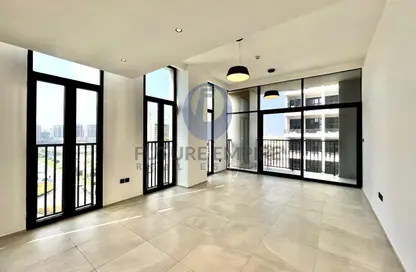 Apartment - 2 Bedrooms - 3 Bathrooms for rent in Jumeirah Garden City - Al Satwa - Dubai