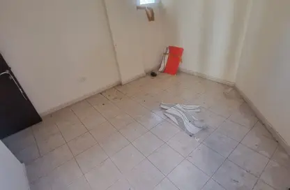 شقة - غرفة نوم - 1 حمام للايجار في منطقة الرولة - الشارقة