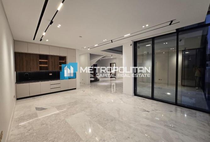 110510677 - Property Image 2