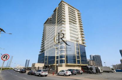 Apartment - 1 Bedroom - 2 Bathrooms for sale in Stadium Point - Dubai Sports City - Dubai