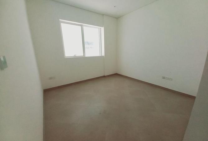 83673748 - Property Image 3