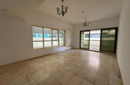 Apartment - 2 Bedrooms - 2 Bathrooms for rent in Al Taawun Street - Al Taawun - Sharjah