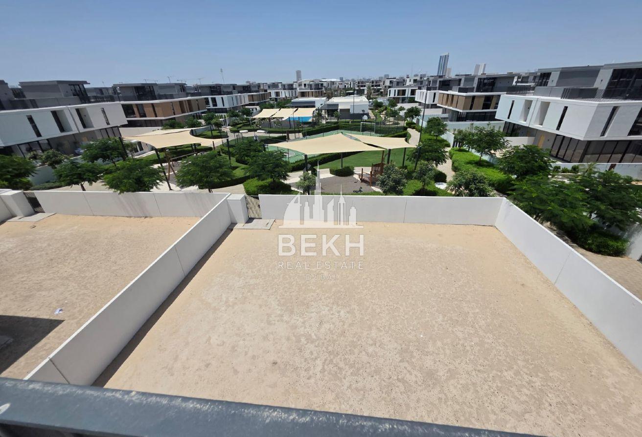 Luxury 5BR Villa | Huge Plot | Prime Location photo 10