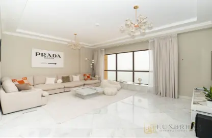 Apartment - 3 Bedrooms - 4 Bathrooms for sale in Rimal 4 - Rimal - Jumeirah Beach Residence - Dubai